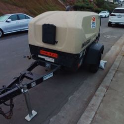 AIR COMPRESSOR 185CFM TOWABLE DIESEL  