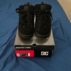 Court Graffik Size 9 DC Shoes 