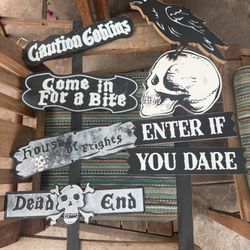 Halloween Yard Signs