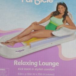 Funsicle Relaxing Lounge