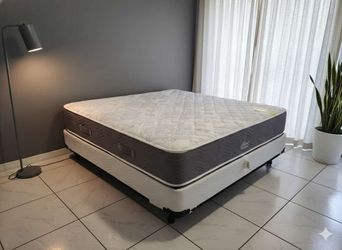 New Queen Mattress And Box Spring 2 Pc Bed Frame Is Not Included 