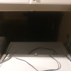 Onn 32 Inch TV Only Used 2 Or 3 Times 