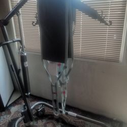 Hydraulic patient lift