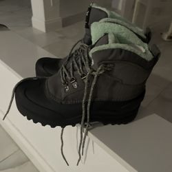 shoes Brand New In Box Size 8