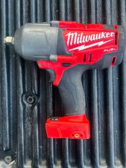 M18 FUEL 18V Lithium-Ion Brushless Cordless 1/2 in. Impact Wrench with Friction Ring