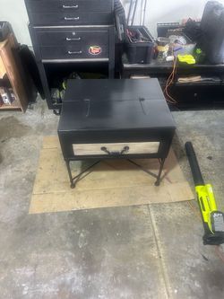 Black Metal and Wood End Table