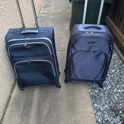 Two Luggages 24x17 