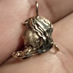 14kt Gold Lady Fortuna Goddess Charm 