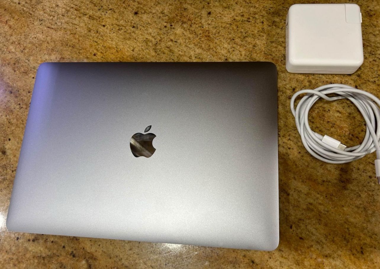 Macbook Pro 13” Retina Display