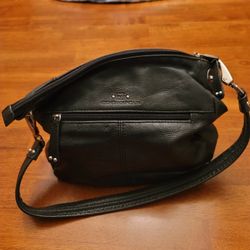 SOLD. SOLD. (MP) Stonemountain Purse Shoulder Hobo Bag * Black Good Cond