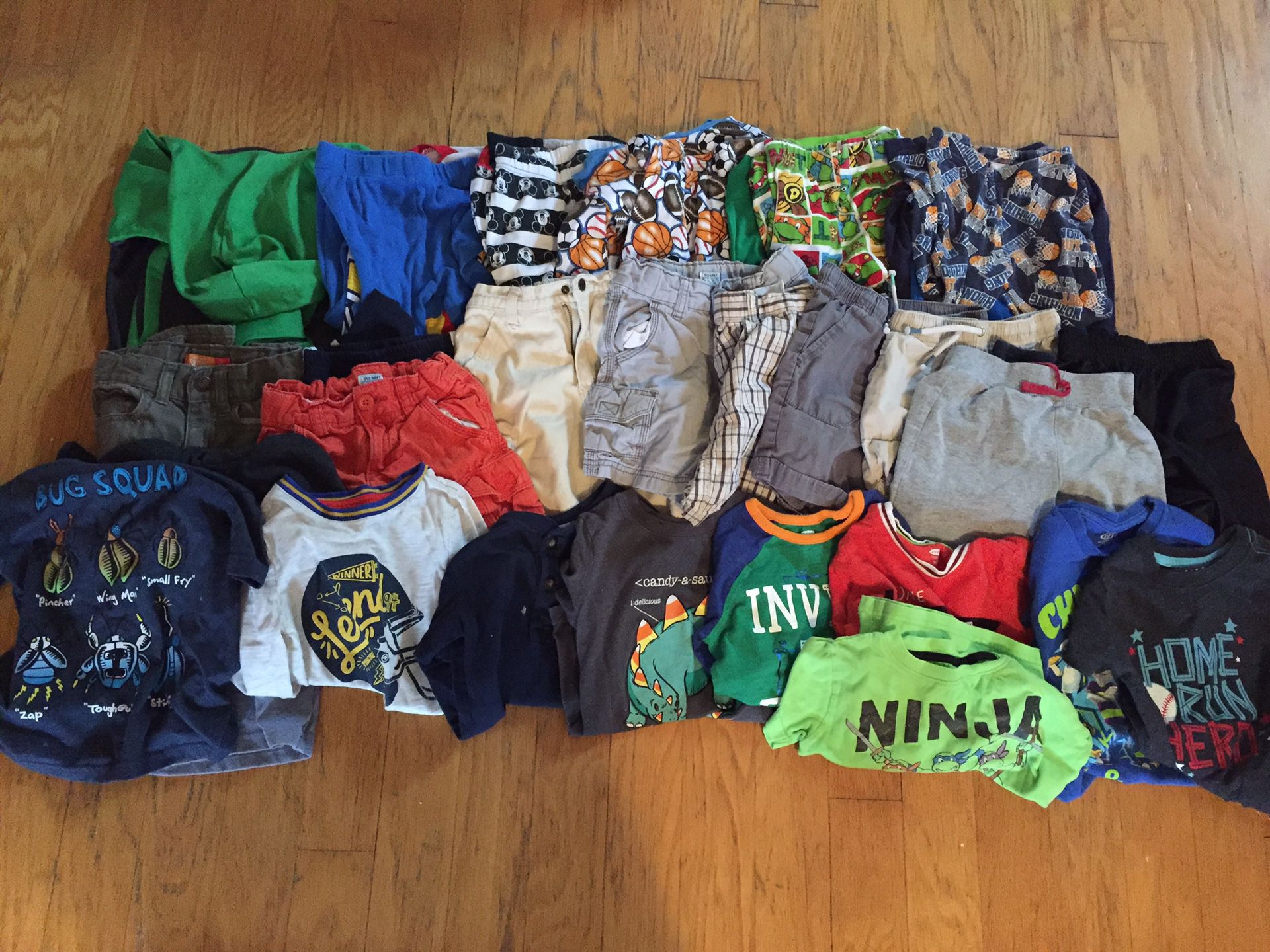 Boys 3T Clothing Collection! 33 Pieces of Clothing! Shirts, Shorts, Pants, PJs, Warm Ups!