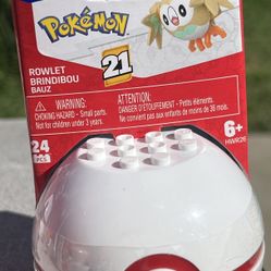 MEGA Pokémon Rowlet Building Toy Kit, Poseable Action Figure (24 Pieces)