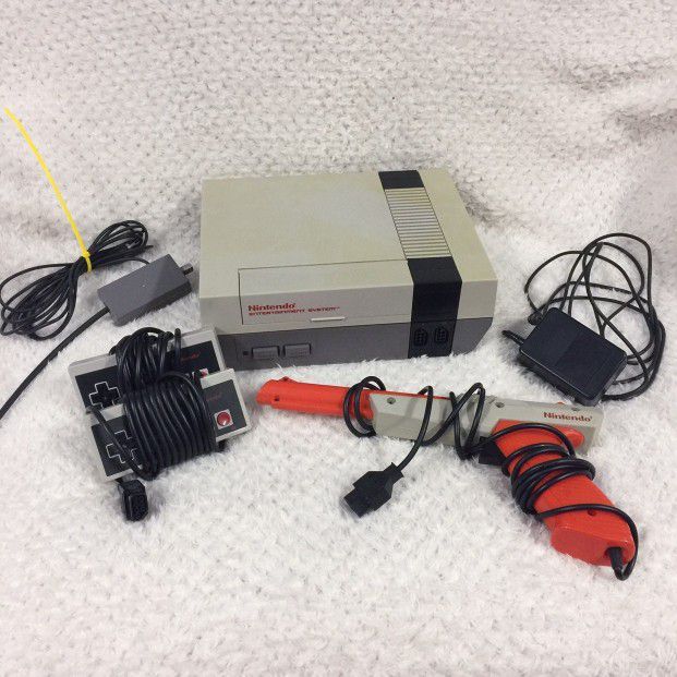 Nintendo NES Console bundle!