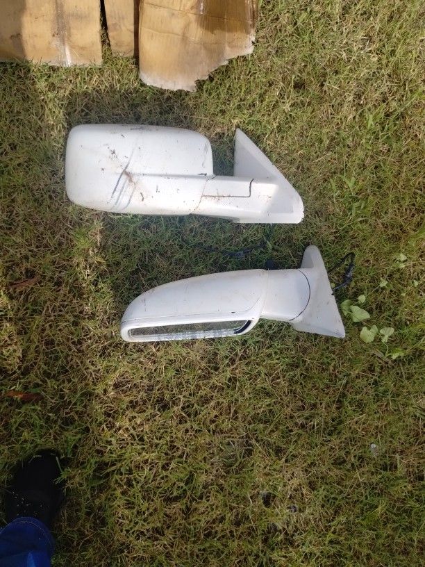 Dodge Pick Up Side Mirrors