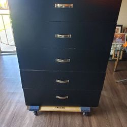  Free 5 Drawer Dresser 