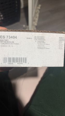 Head bolts
