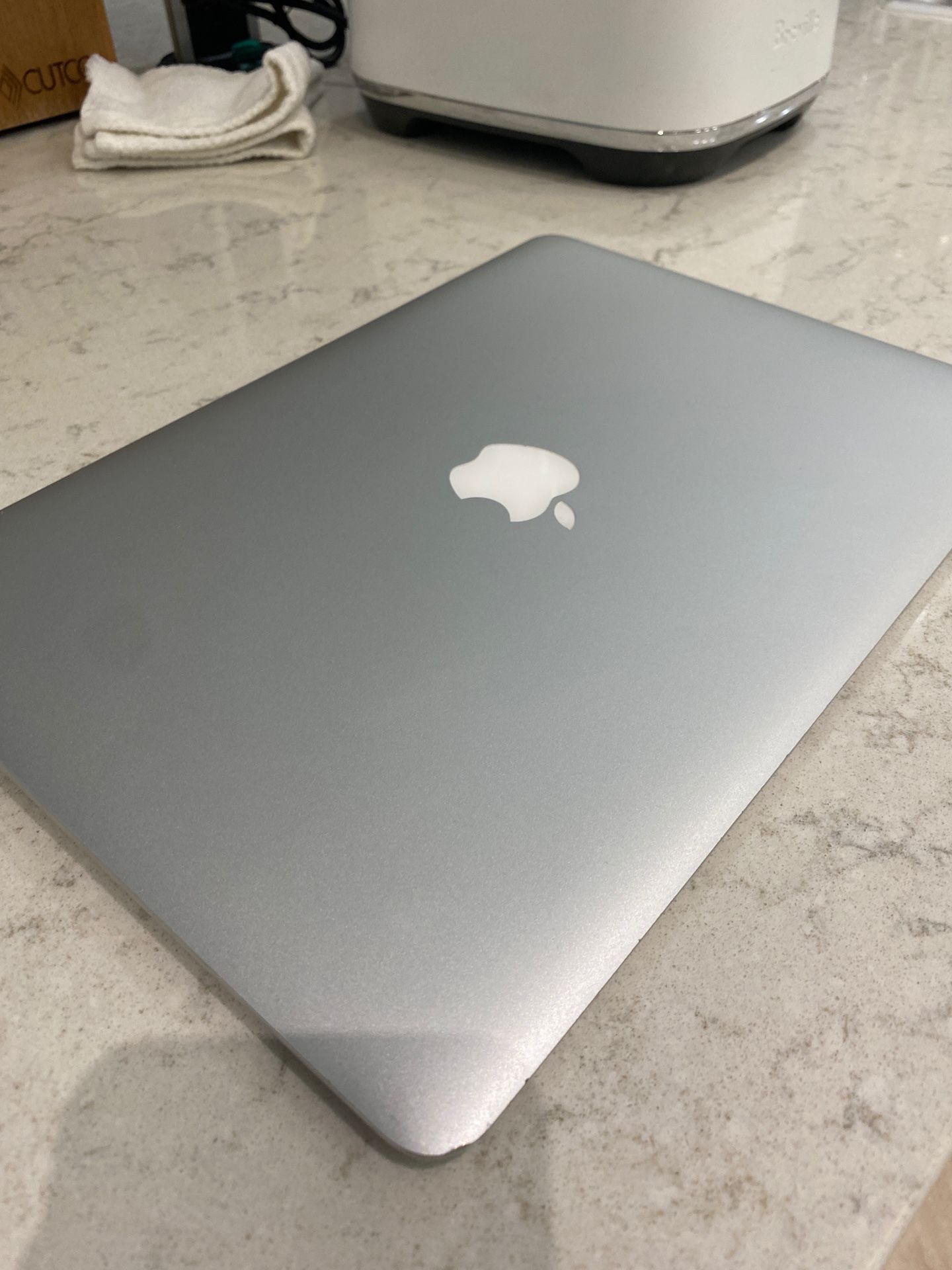 Apple MacBook Air 13 in