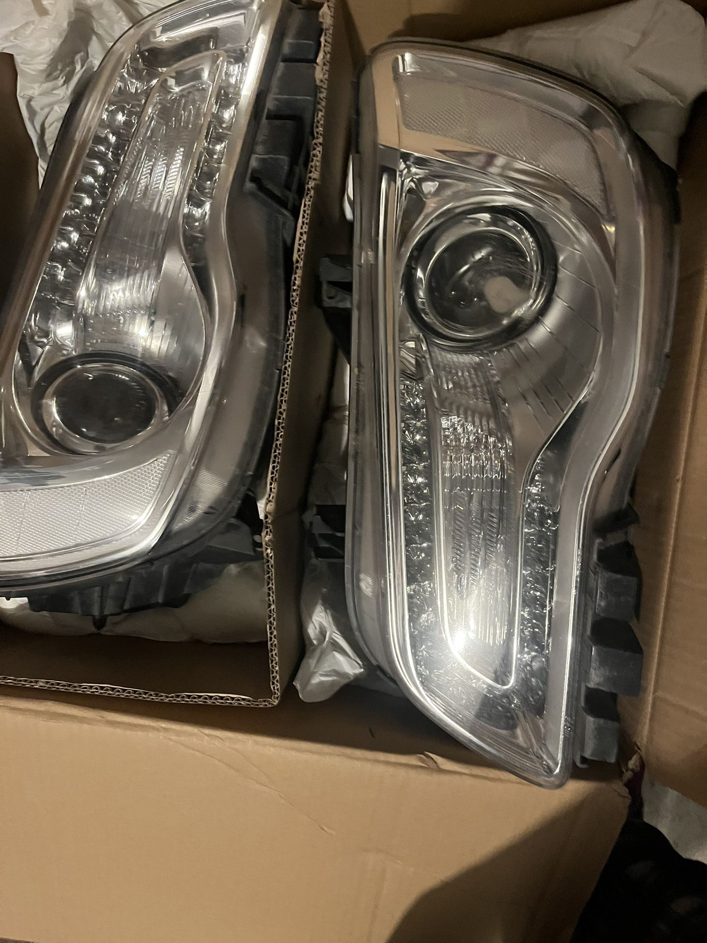 Chrysler 300 Headlights 2015-2022