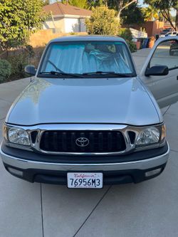 Toyota Tacoma Pickup 2001