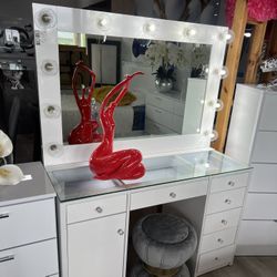 Makeup Table & Mueble Para Maquillaje 