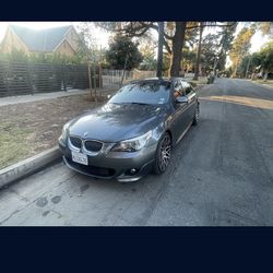 2005 BMW 545i