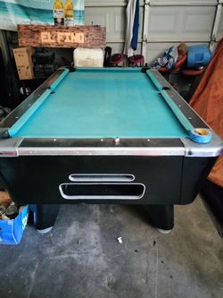 Pool table