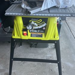 Table Saw With Stand 