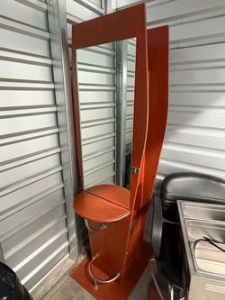 Hairdresser station