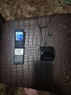 Fully working verizon flip phone