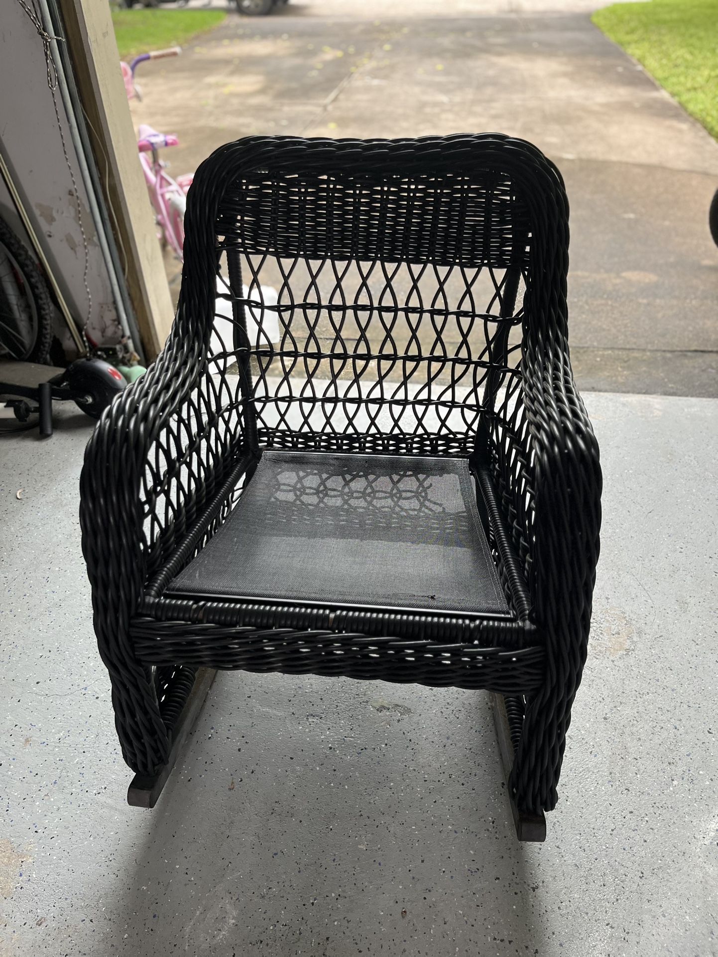 Outdoor Rocking Chair 