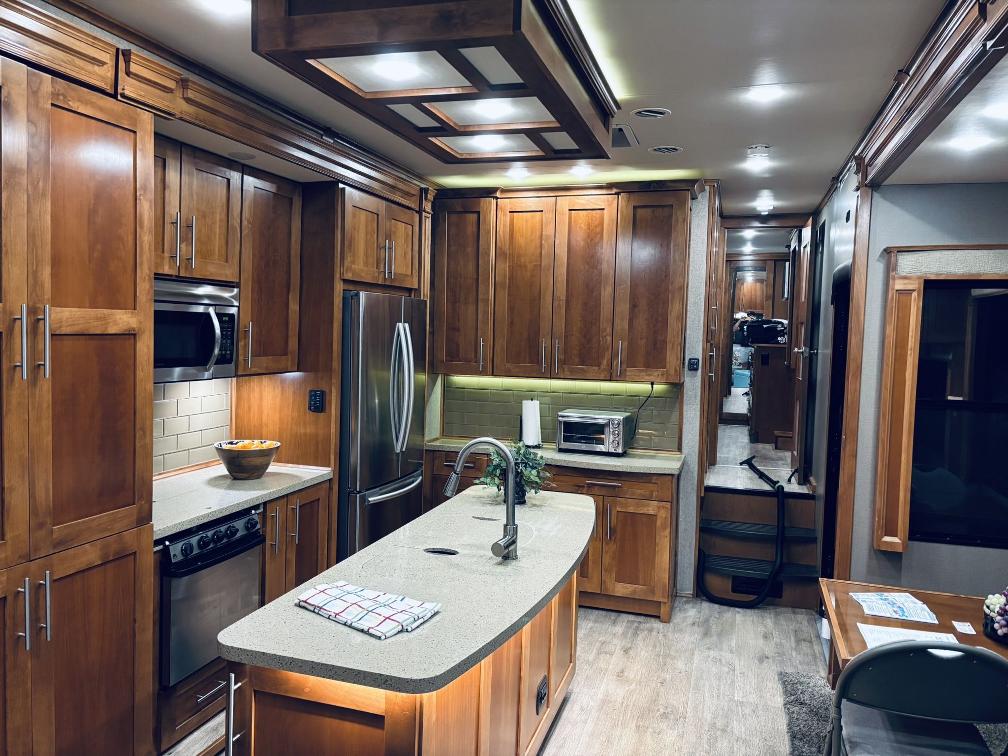 2016 Van Leigh by Tiffin VALANO