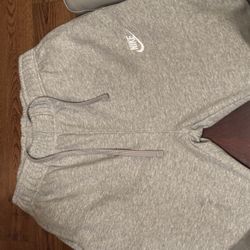 Nike Sweatpants Grey