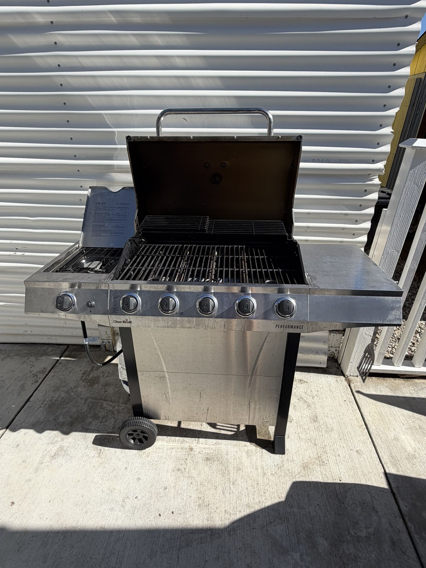 Propane Gas BBQ Grill