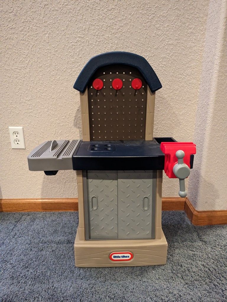 Little Tikes Workbench