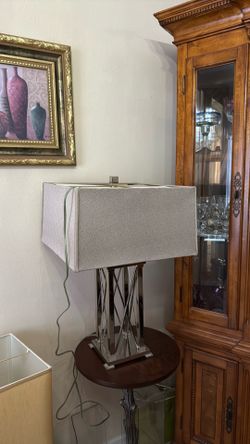 Table lamp