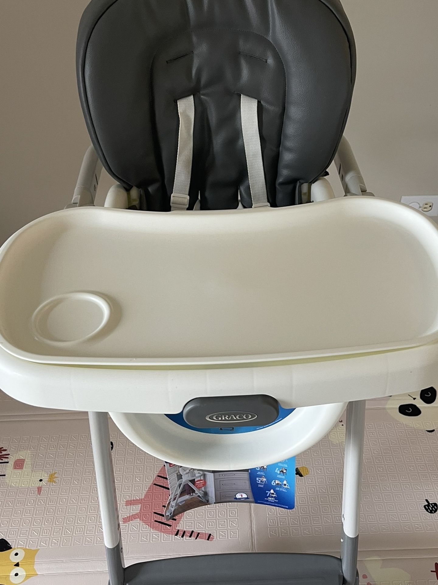 GRACO EveryStep in Convertible Highchair