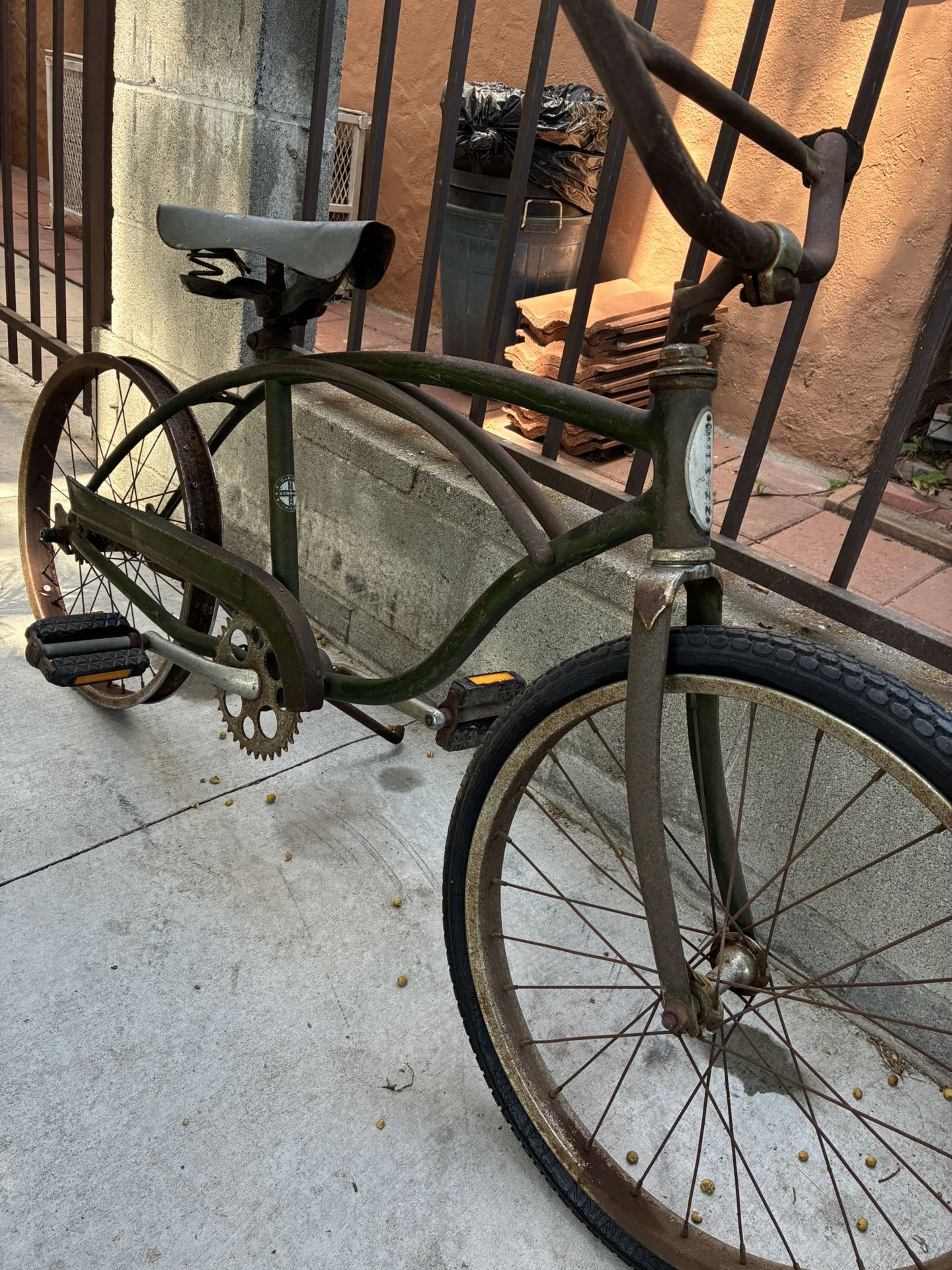 Schwinn stingray Bicycle 20 inch 1967 Firm $150