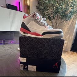 Air Jordan 3 Retro  “Fire Red” White/Red/Black Size 12
