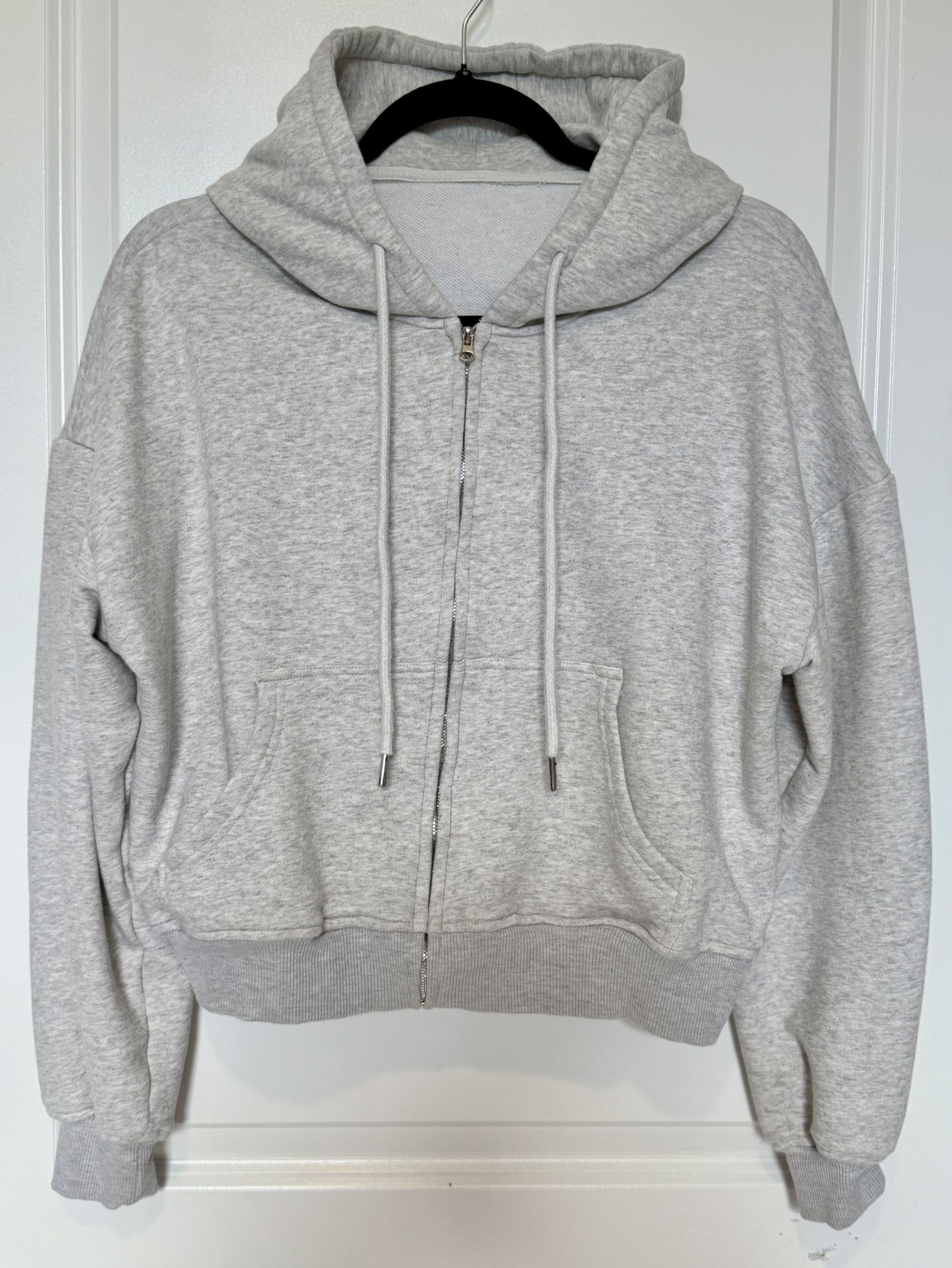 Light Gray Zip-Up Hoodie – Unisex, Size M