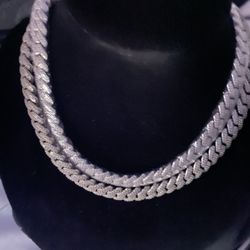 ICED WHITE GOLD MIAMI PRONG CUBAN CHAIN COUPLE 💎