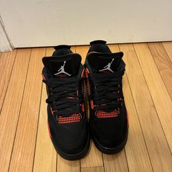 Jordan 4 red thunders