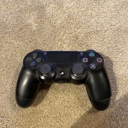 PS4 Controller
