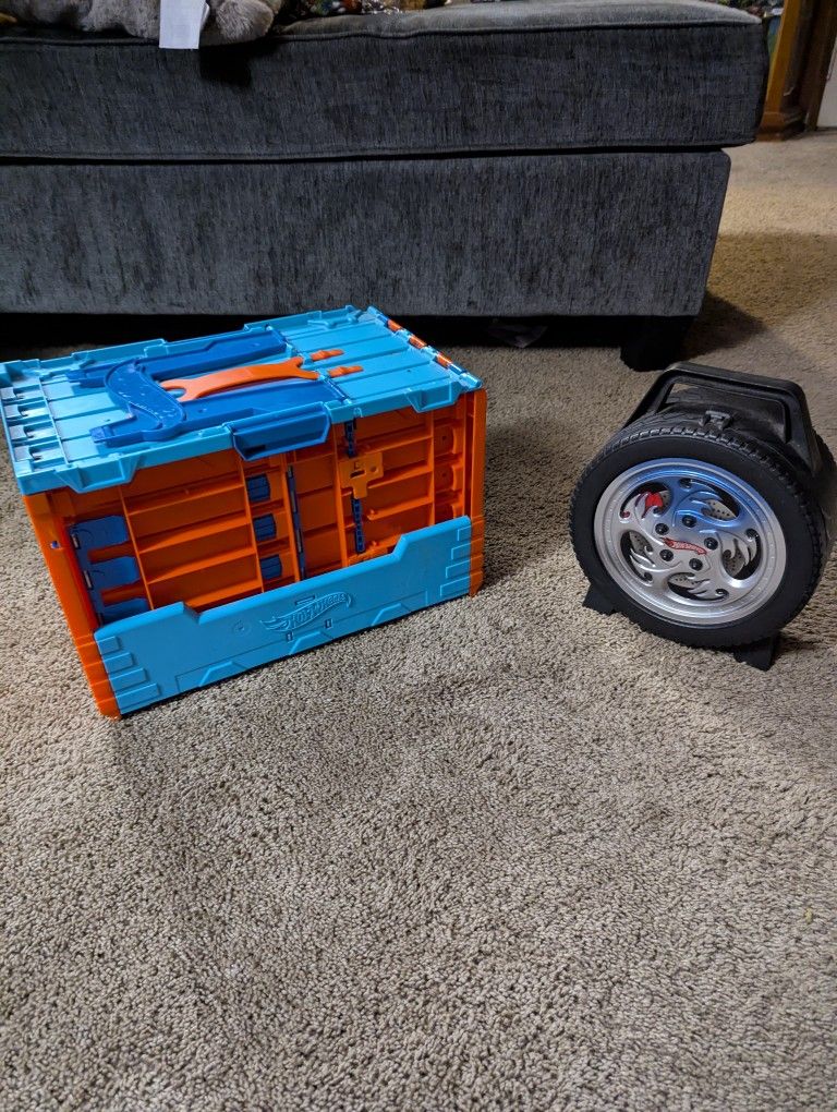 Hotwheels Race Crate with 3 Stunts in 1 Set + Hotwheels Cars + Hotwheels Car Storage Wheel