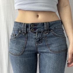 Lowrise bootcut jeans 