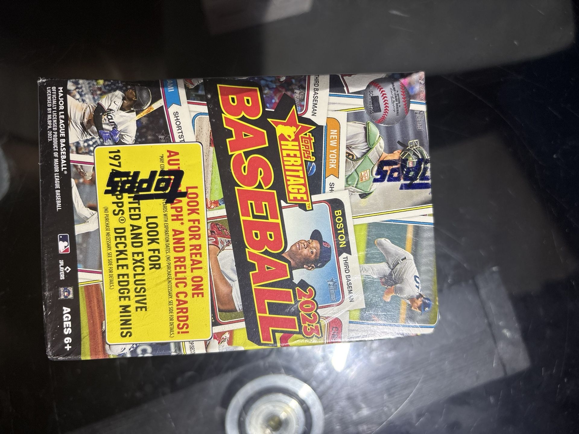 2023 Topps Heritage Baseball Cards