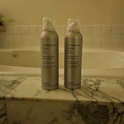 Living Proof phd advanced clean dry shampoo