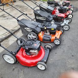 Lawn Mower CRAFTSMAN WITH ONE YR GARANTY 