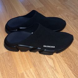 Balenciaga Size 12 Black 