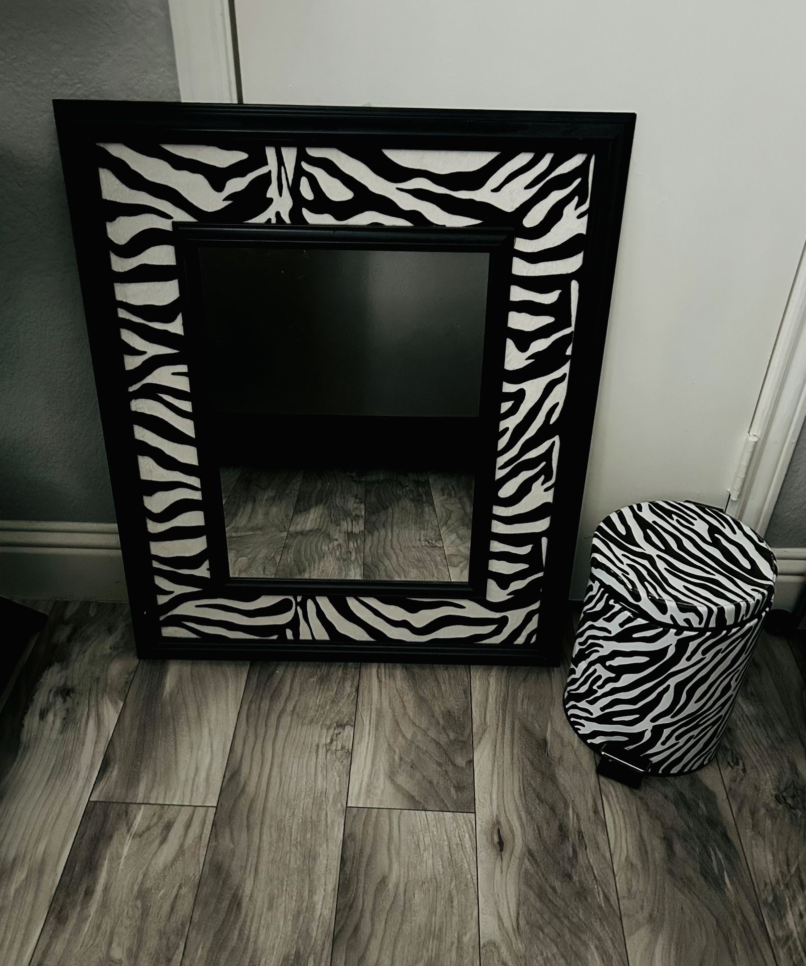 Mirror With Matching Trash Can!
