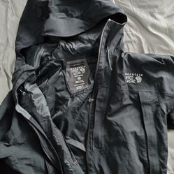 Mountain Hardwear hardshell jacket - M